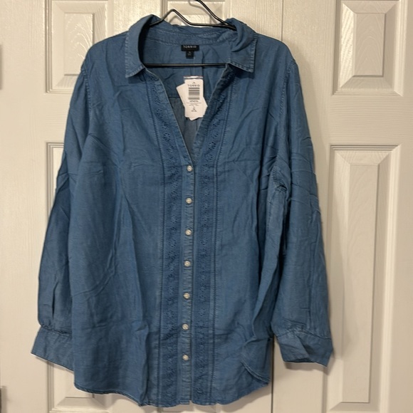 Torrid Blue Button Down Shirt - Picture 2 of 11